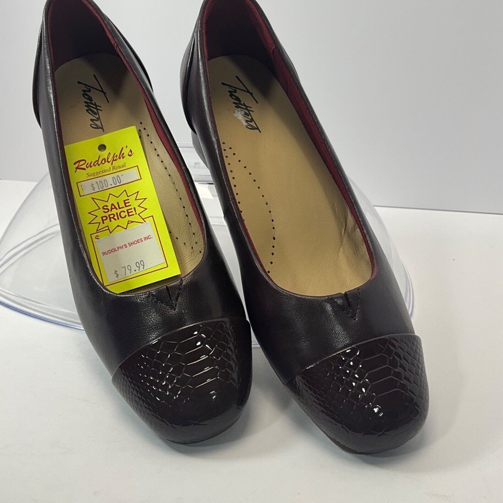 Trotters Daisy Leather Pumps Block Heel Comfort Dress Shoes Burgandy Size 7 New